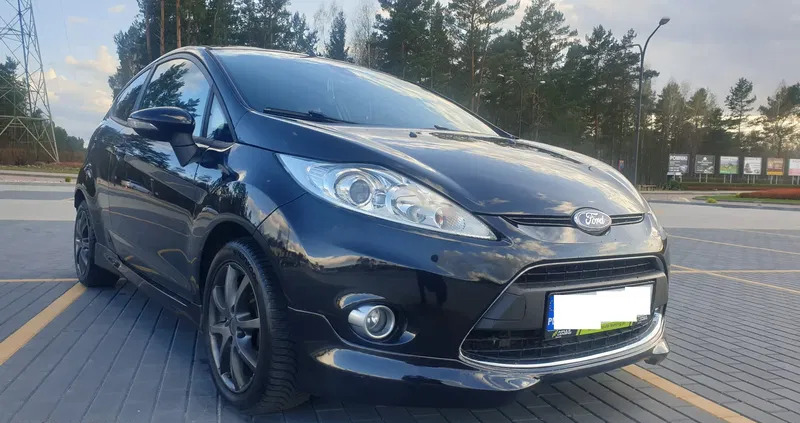 samochody osobowe Ford Fiesta cena 23500 przebieg: 193229, rok produkcji 2012 z Białystok